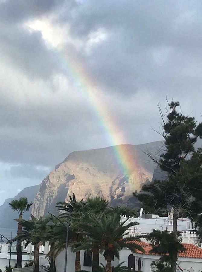 Cozy Vacation Apartment In Los Gigantes アカンティラド・デ・ロス・ヒガンテス エクステリア 写真
